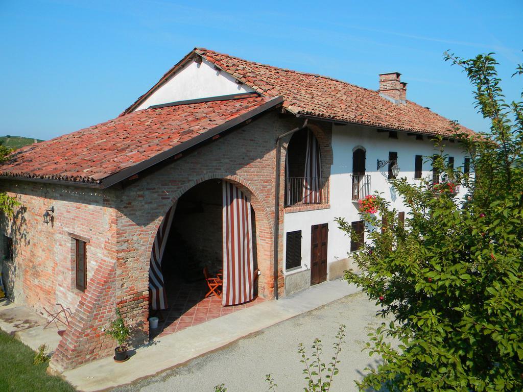 Ferienwohnung Residenza Ca D'Masseu Calamandrana Exterior foto